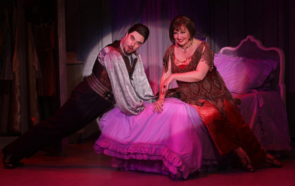 John Rapson and Jennifer Allen in Goodspeed's The Drowsy Chaperone. (c)Diane Sobolewski